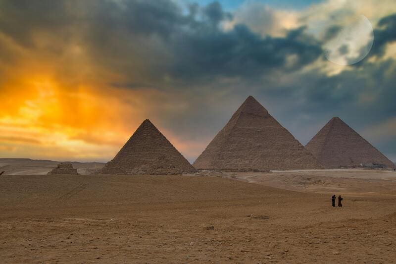 Pyramides de Gizeh Pyramides de Gizeh coucher de soleil